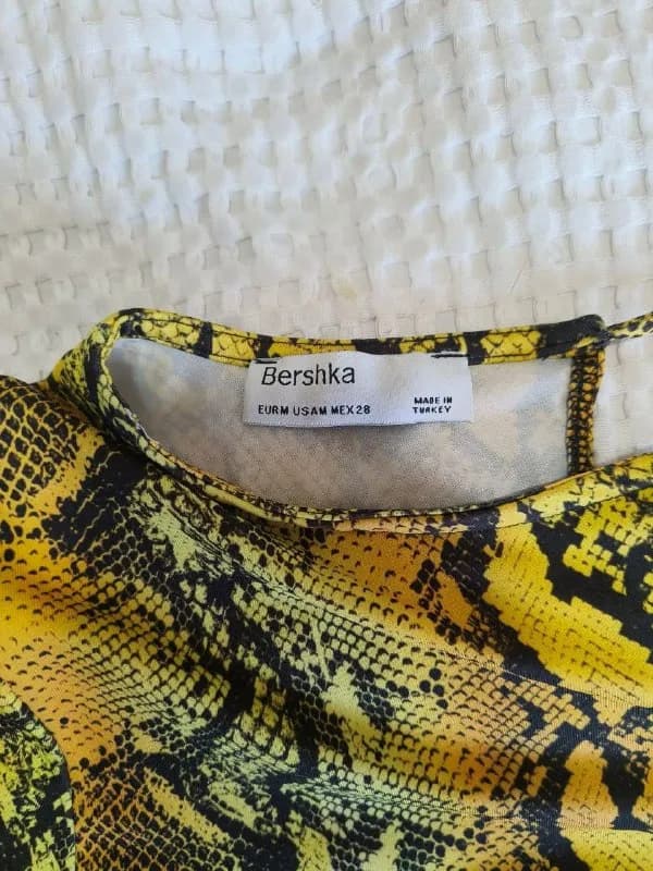 Кофточка Bershka размер М — Батуми — 15 ₾