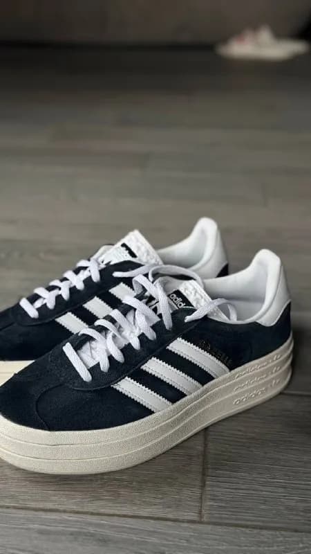 ADIDAS GAZELLE (оригинал) почти новые — Батуми — 200 ₾