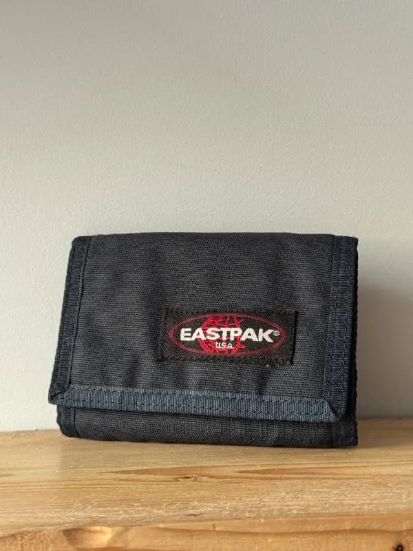 Кошелёк Eastpak — Тбилиси — 55 ₾