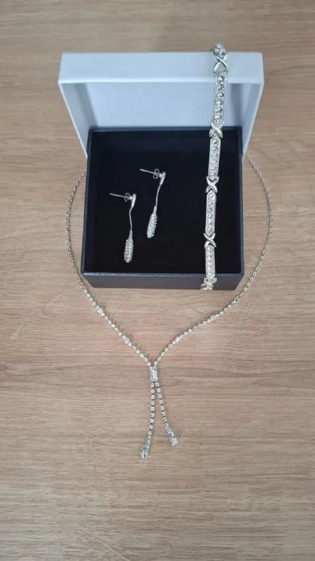 Комплект бижутерии, покрытие родий — Батуми — 60 ₾