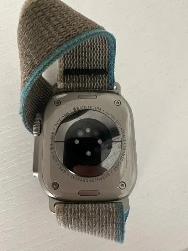 Apple Watch Ultra 49 mm (Titanium / Sapphire Crystal) — Батуми — 750 ₾