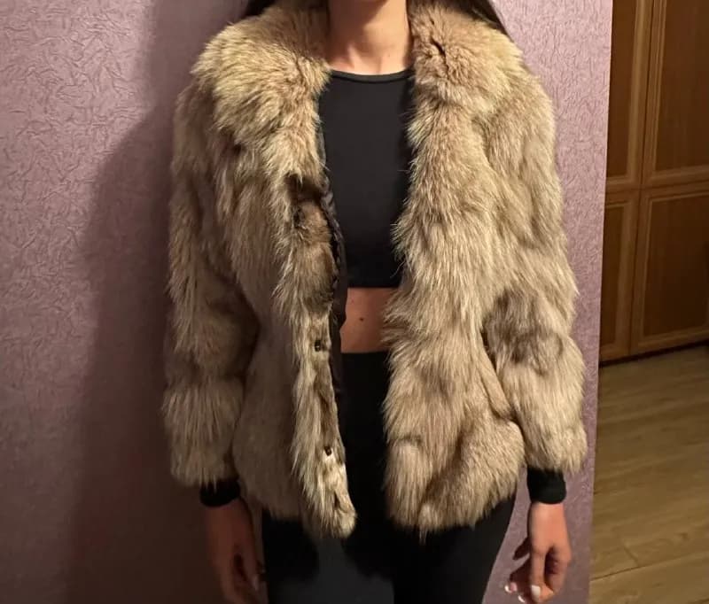Шубка из лисы размер M — Тбилиси — 150 ₾