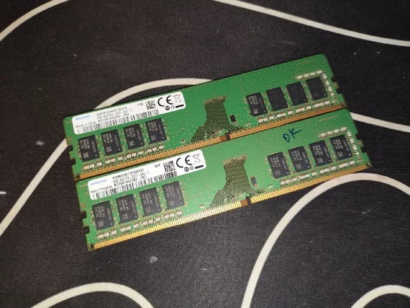 8gb x 2 (ddr4) от samsung — Батуми — 170 ₾