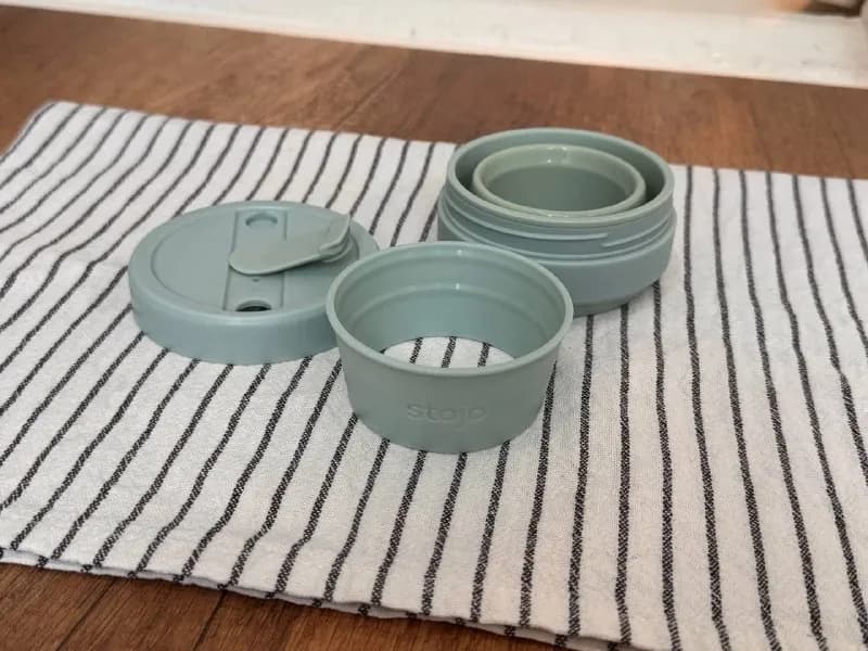 Stojo Collapsible Cup. Был в использовании несколько раз всего, в отличном состоянии. 45 лари — Тбилиси — 45 ₾