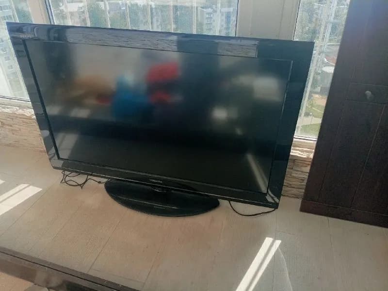 Toshiba 40 дюймов, работает идеально, 150 р — Минск