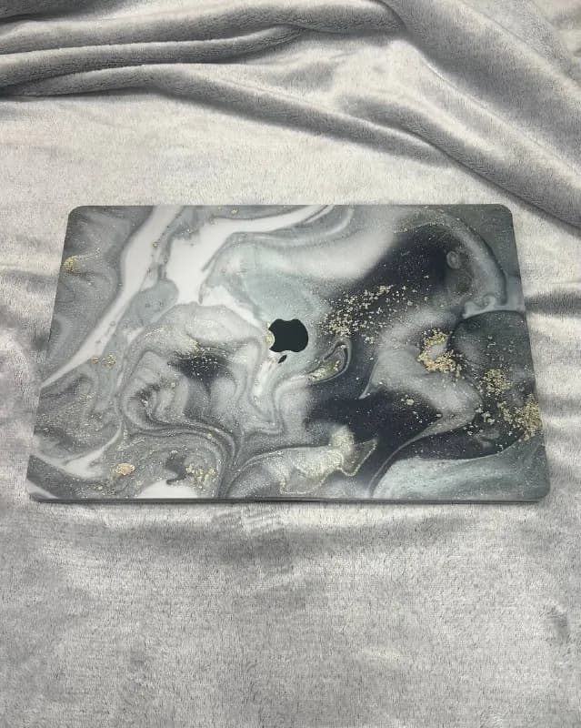MacBook Pro [телефон]GEL — Батуми — 600 ₾