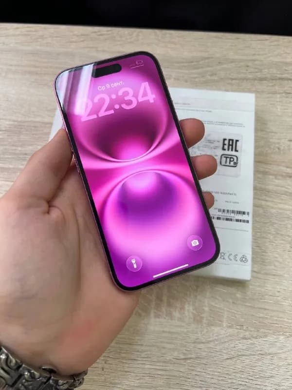 iPhone 16 в нежном и стильном розовом цвете (Pink). Телефон с момента покупки находился строго в одн — Минск