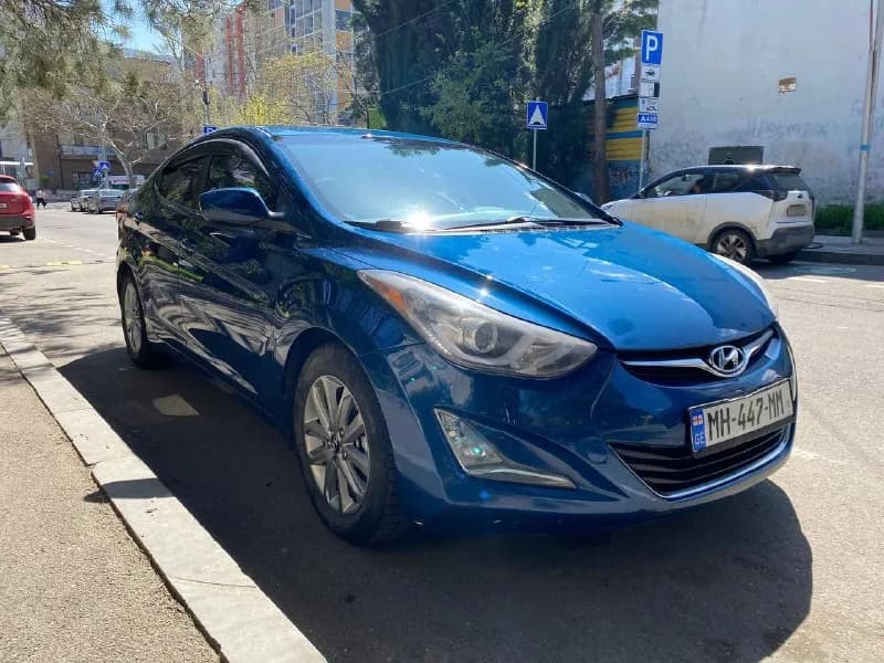 Hyundai Elantra 2014 — автомат, живое состояние — Тбилиси