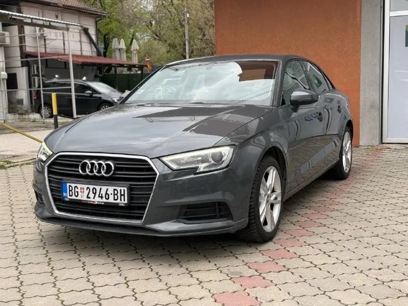 Audi A3 Sedan 2.0 TDI S tronic (8V, рестайлинг) — Белград — 15 500 дин