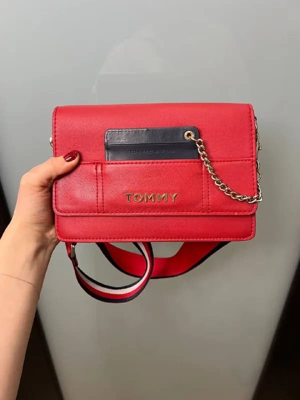 Tommy Hilfiger 🍒 — Ереван — 17 000 ֏