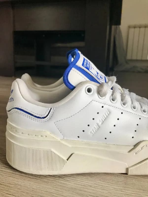 Adidas Stan Smith Bonega. Подойдут ~ на 37.5. Очень хорошее состояние! После проф чистки. Смотрятся — Ереван — 14 000 ֏