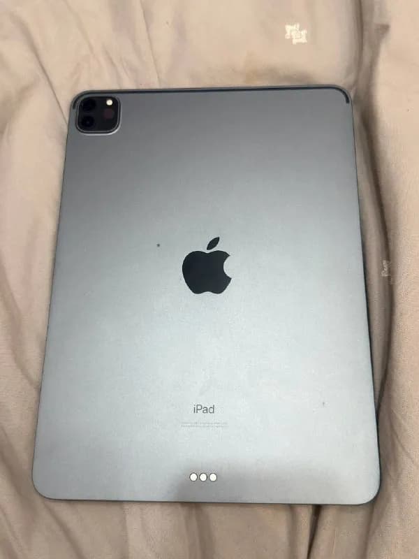 iPad Pro 11 256GB Wi-Fi с Apple Pencil — Тбилиси — 1 600 ₾