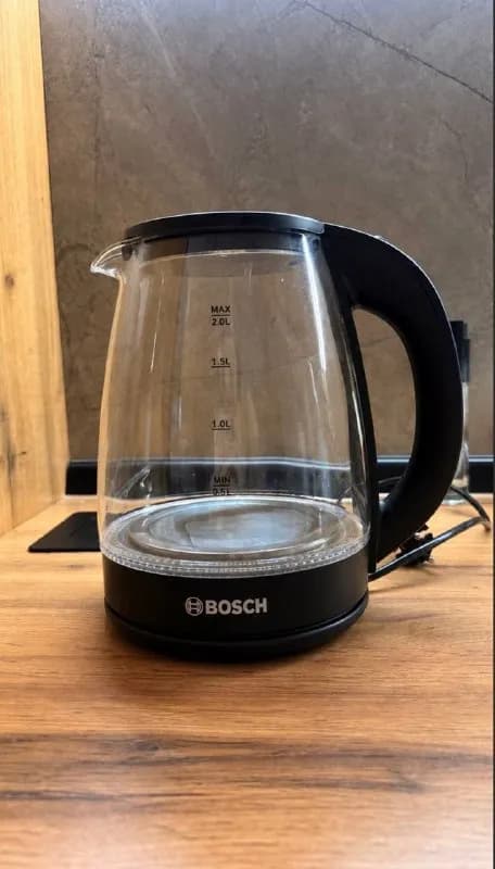 Электрический стеклянный чайник Bosch 2 л — Алматы — 5 000 ₸