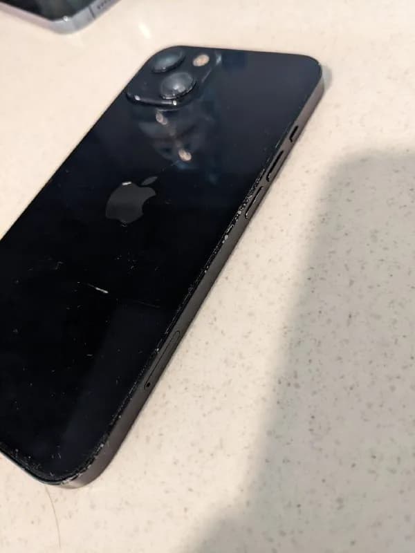 IPhone 13 черного синего цвета — Батуми — 640 ₾