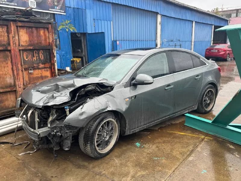 Chevrolet Cruze 2008 LTZ 1.6 Ecotec — Батуми — 900 $