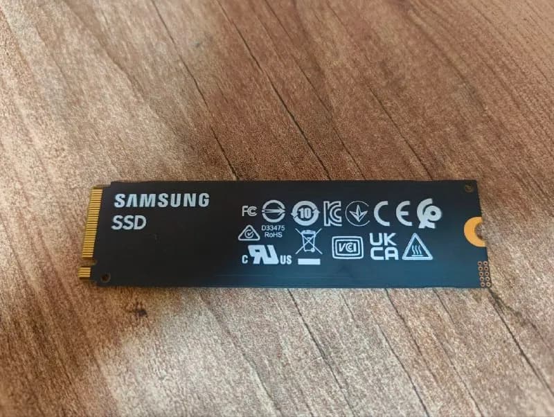 SSD M.2 Samsung 512GB NVMe PCIe 4.0 — Батуми — 290 ₾