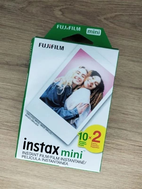 Fujifilm Instax Mini — 20 снимков с белыми рамками — Батуми — 80 ₾