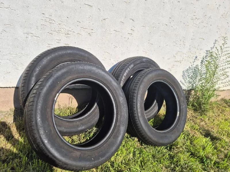 Комплект летней резины Michelin Primacy 3 215/65 R17 — Белград — 7 000 дин