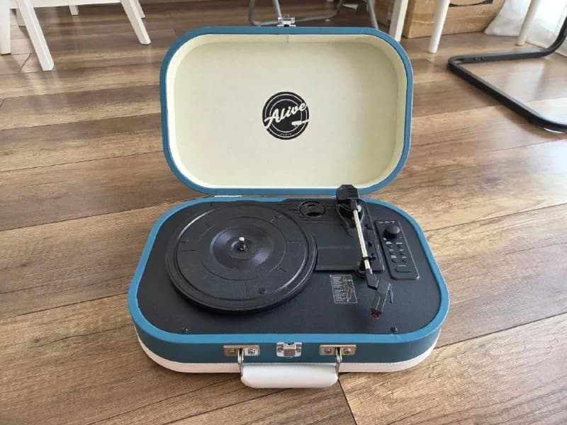Виниловый проигрыватель Alive Audio VINTAGE Cold Wave — Анталия — 6 500 ₺