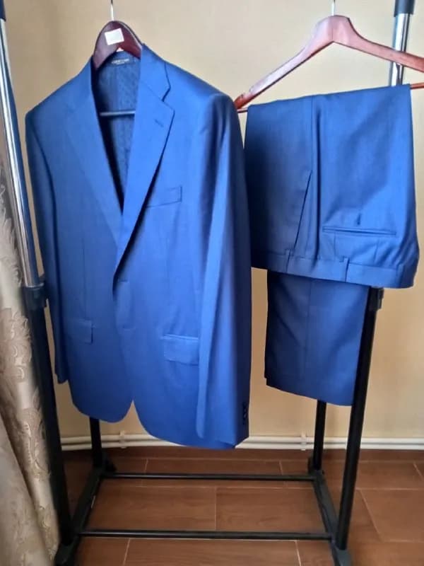 Corneliani размер 50 — Ереван — 80 000 ֏