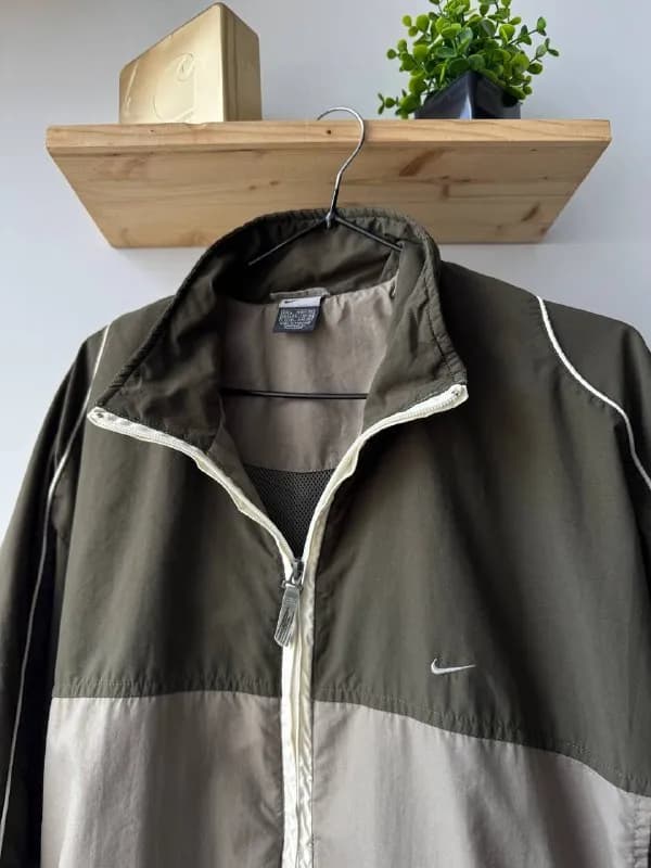 Nike — Батуми — 95 ₾