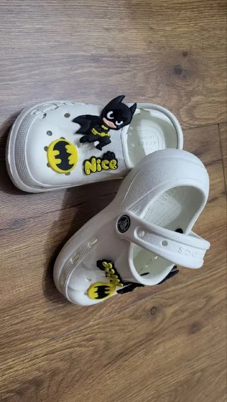Crocs сабо с джибитсами Бэтмена. — Алматы