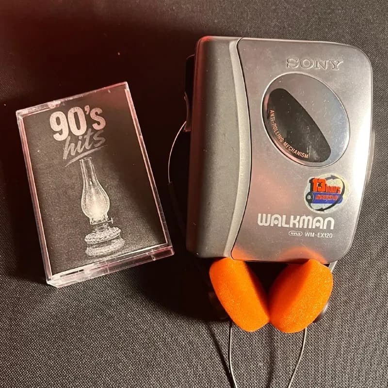 Sony Walkman и Phillips. Все плееры работают исправно, проведено профилактическое обслуживание. Косм — Тбилиси — 180 ₾