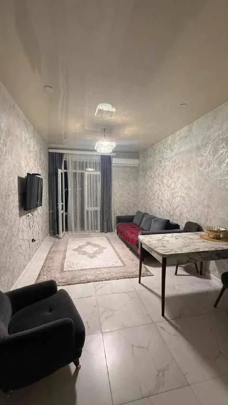 Сдается на длительный срок — Батуми — 400 $