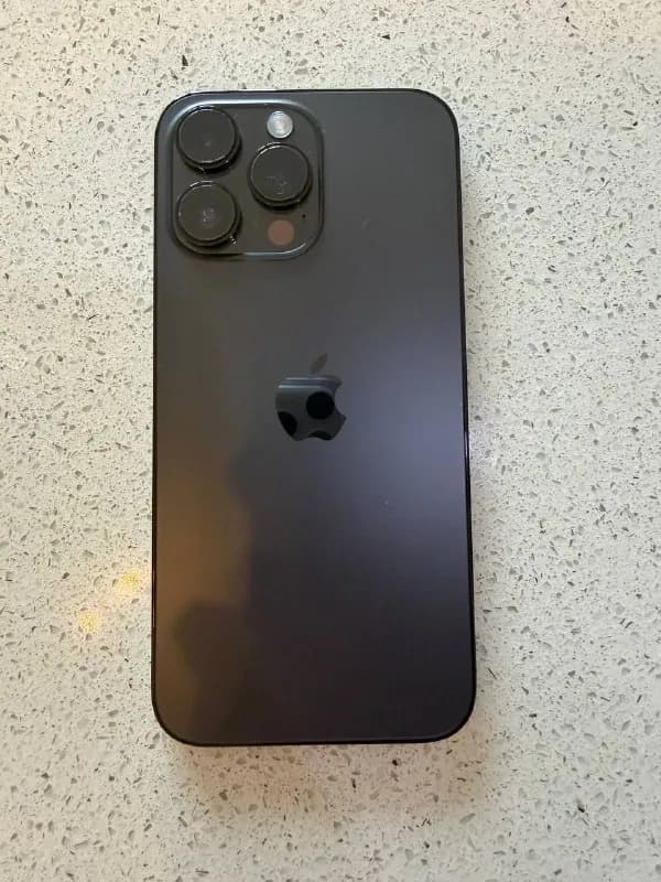 iPhone 14 Pro Max 128 Gb, батарея 86%, сим +есим, все проверки при встрече, состояние отличное, — Батуми — 1 350 ₾