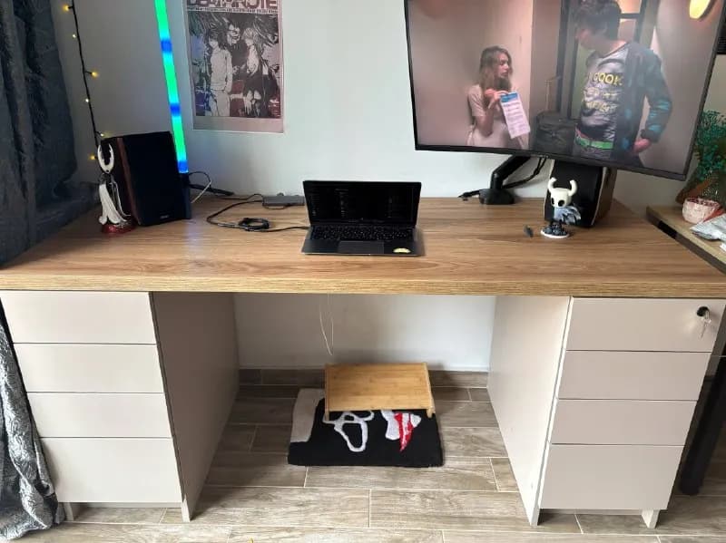 Стол МДФ 170×70 см с 8 ящиками — Батуми — 500 ₾