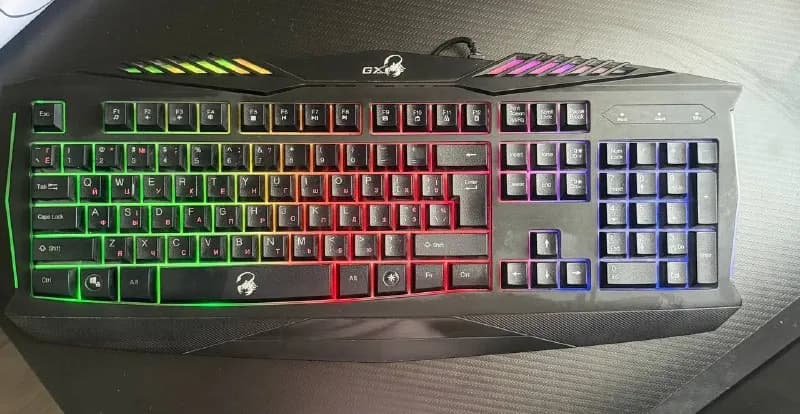 Genius Scorpion K220. Цена 20 лари — Батуми — 20 ₾