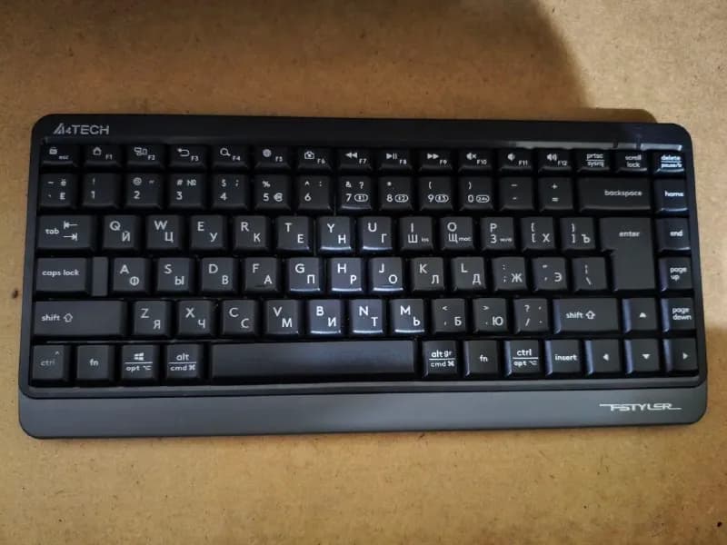 3 устройства для подключения. — Батуми — 25 ₾