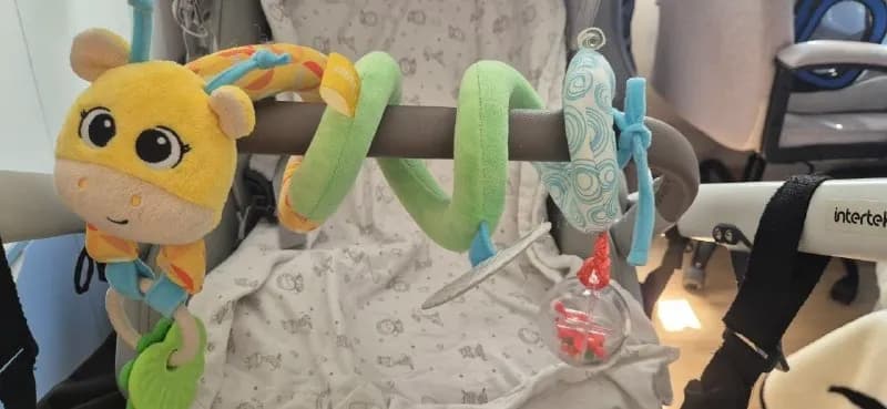 1. Игрушка chicco на коляску — 5 лар — Батуми — 5 ₾