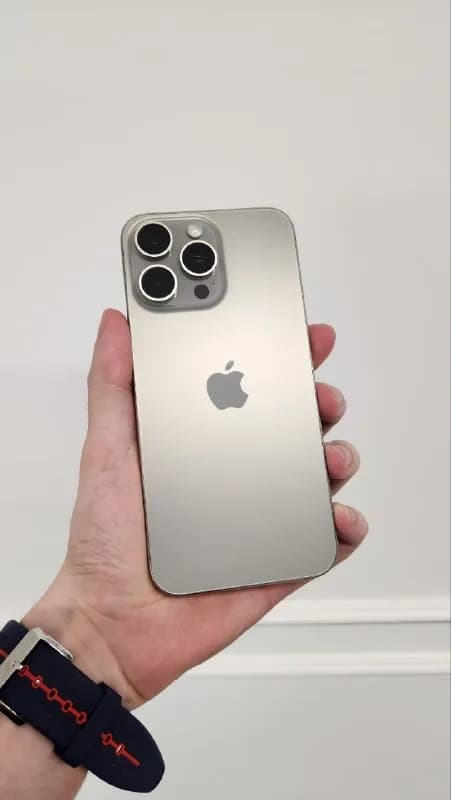 iPhone 15 Pro Max — Батуми — 2 050 ₾