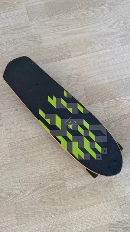 Скейтборд, катались пару раз — Батуми — 120 ₾
