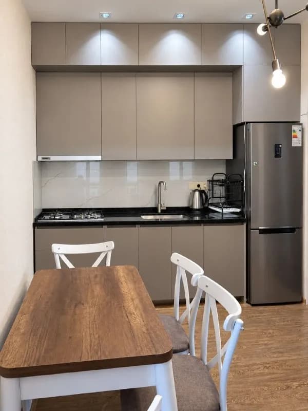 1+1 в районе Метросити — Батуми — 650 $
