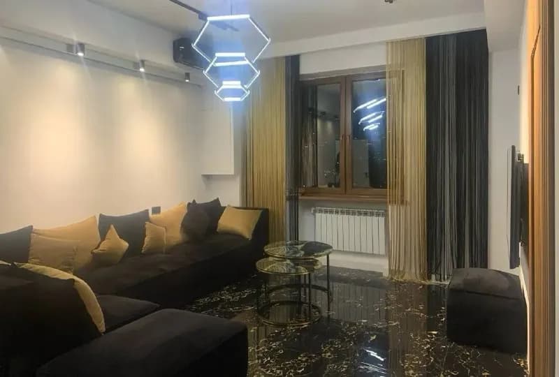 3-комн на ул. Аргишти, 92 кв. м., — Ереван — 1 800 $