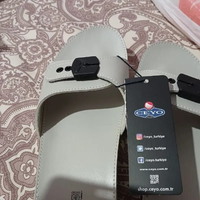 Шлёпанцы Ceyo кожаные, размер 40-41 — Анталия — 1 200 ₺
