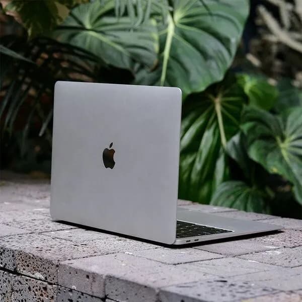 Apple MacBook Air 13» M1 — Батуми