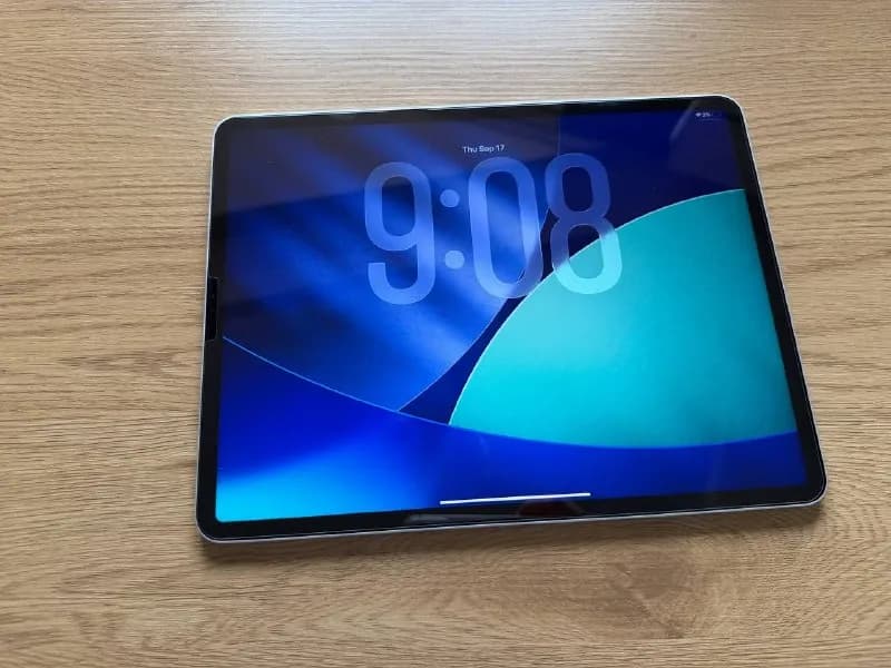 iPad Pro 12.9» (M1, 5-е пок.), 256 ГБ, Wi-Fi, серебристый — комплектом с Apple Pencil (2-е пок.), ма — Тбилиси — 1 750 ₾
