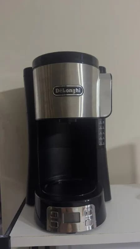 Кофеварка Delonghi в хорошем состоянии — Анталия — 4 500 ₺