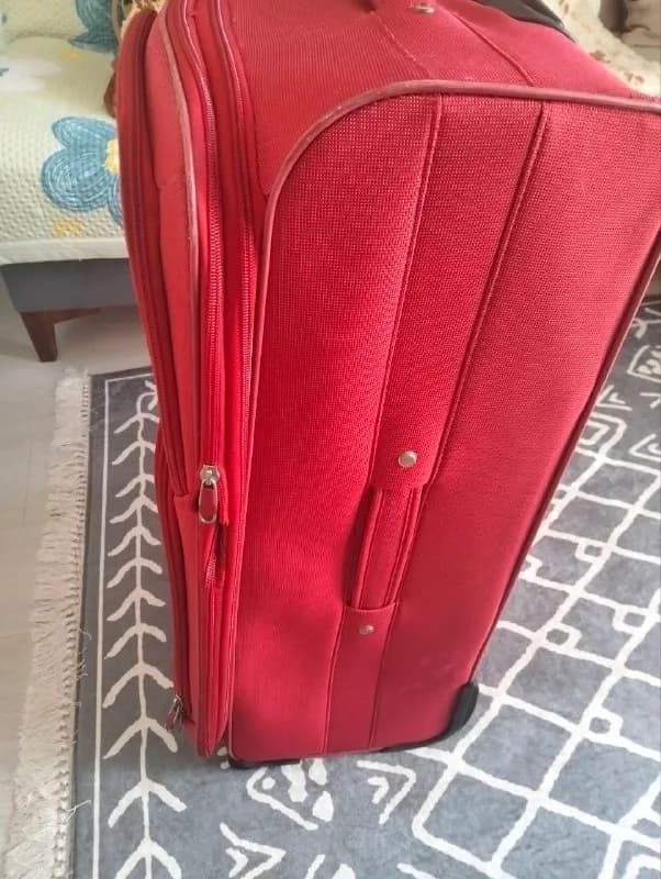 Чемодан большого размера — Анталия — 800 ₺