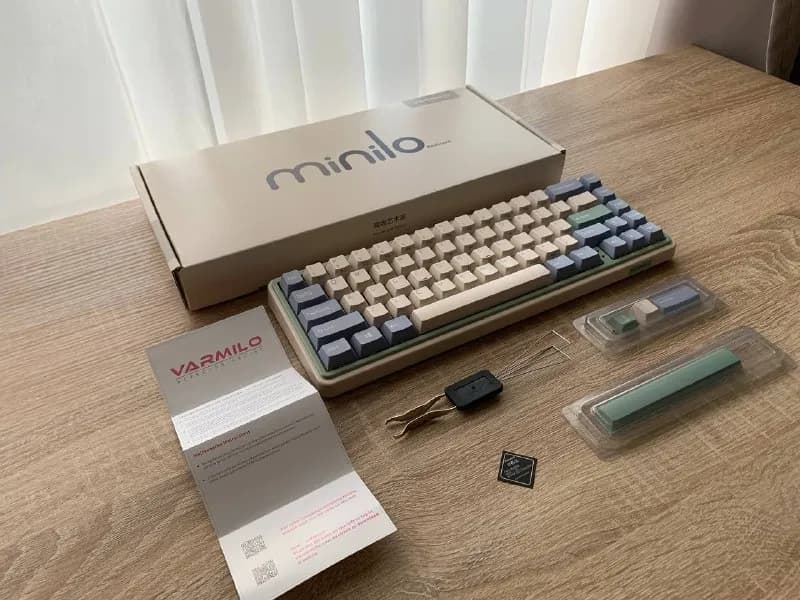 Varmilo Minilo VXT67, полный комплект с оригинальной упаковкой в отличном состоянии — Батуми — 260 ₾