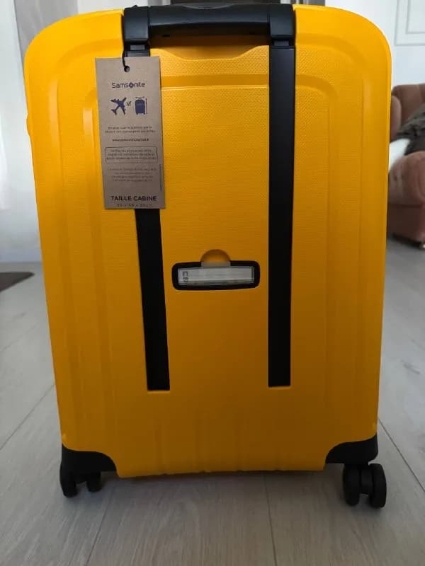 Чемодан Samsonite Spinner 55/20 новый — Ереван — 75 000 ₽