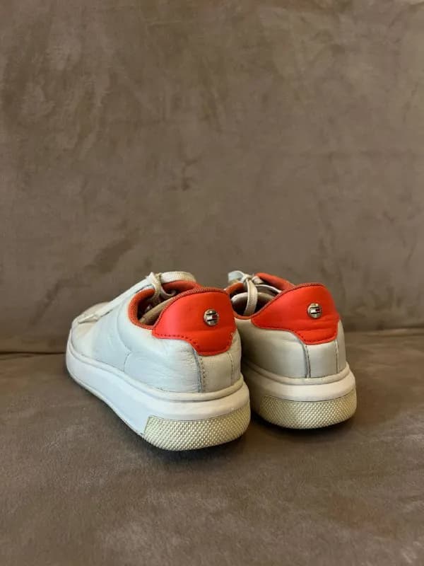 Tommy 38(24 см) — Батуми — 40 ₾