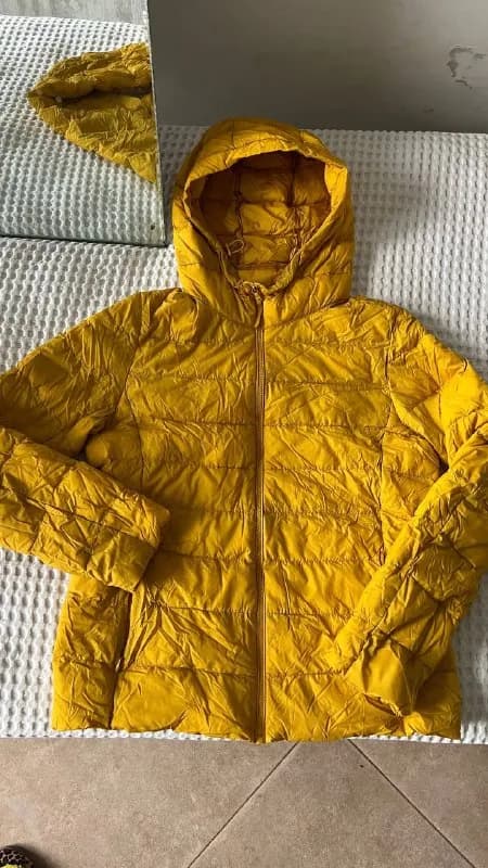 Пуховик Uniqlo, женский размер S — Батуми — 40 ₾