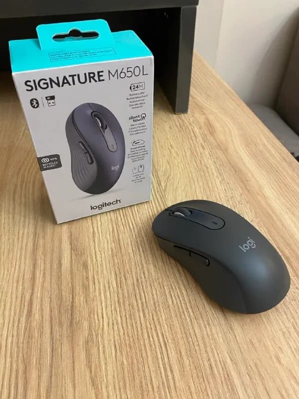 Мышка Logitech M650L. В идеальном состоянии. Была куплена 2 недели назад в Alta, использовалась 2 ра — Тбилиси — 100 ₾