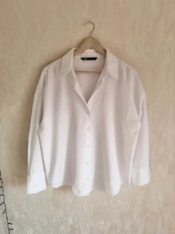 Рубашка белая ZARA, блузка черная ZARA — Тбилиси — 60 ₾