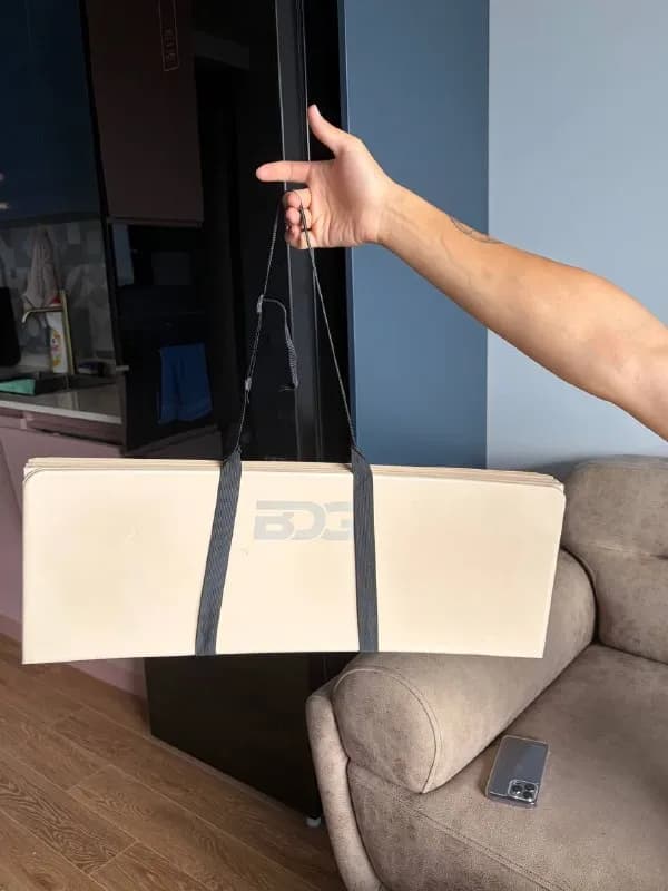 продаю складной коврик для йоги красивого бежевого цвета 🤍 — Батуми — 40 ₾