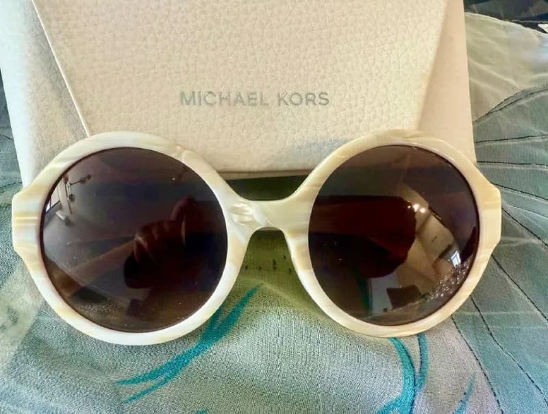 Очки Michael Kors оригинал, оправа из перламутра — Батуми — 300 ₾